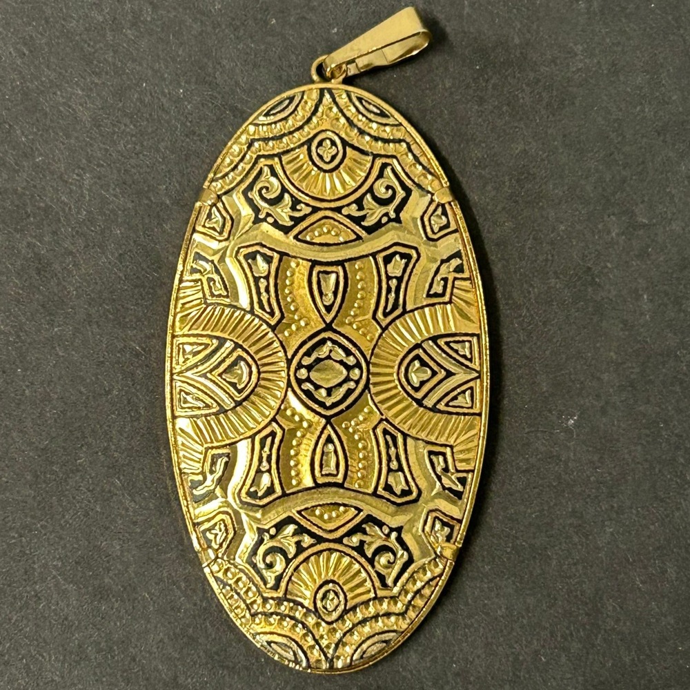 Vintage Damascene Pendant Gold Etched Oval Geometric